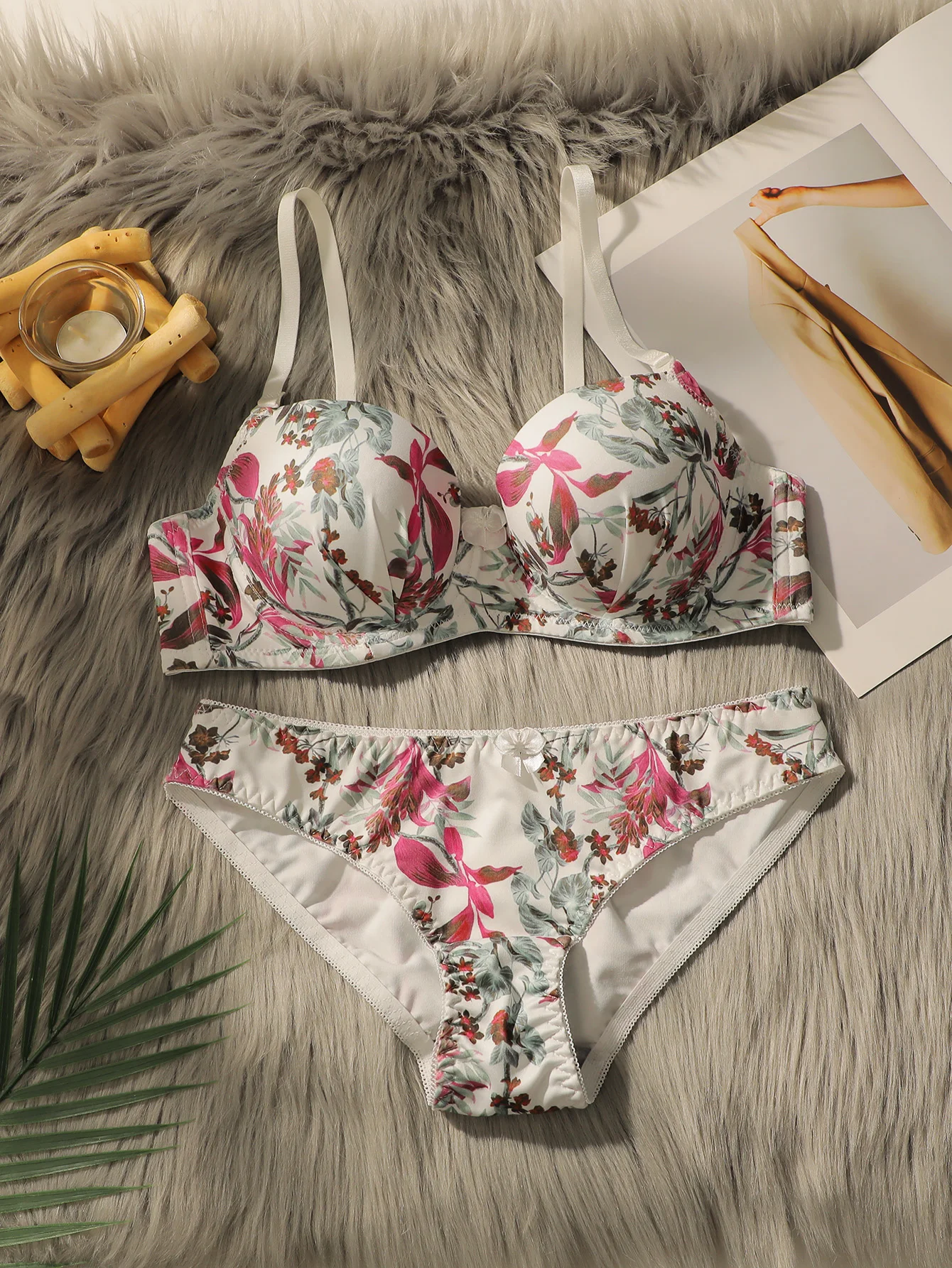 Women's floral print pattern lingerie set with steel ring gathering bra daily comfortable close fitting lingerie set A2134