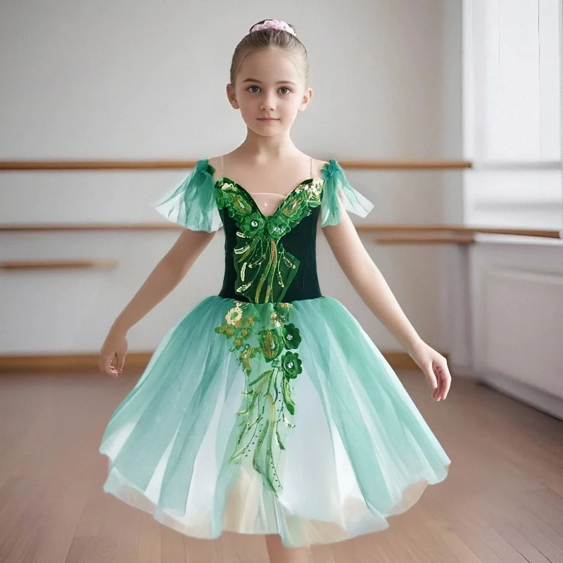 Green Romantic Ball…