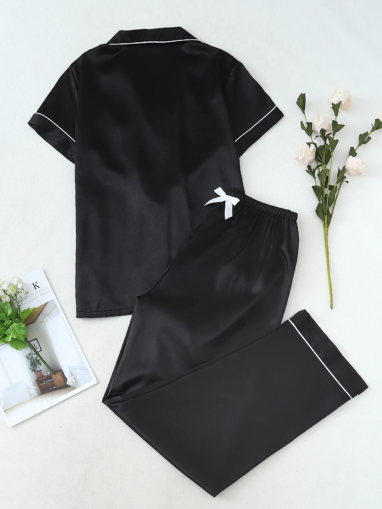 2-Piece Set of Solid Color Satin Pajamas with Short Sleeves and Long Pants for Women, Suitable for Home Use