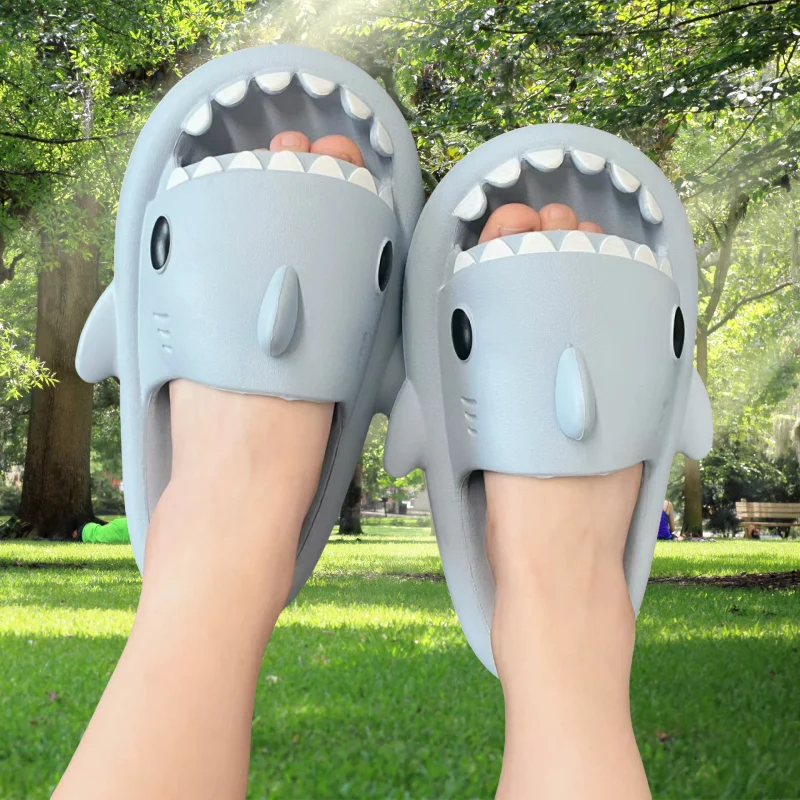 2024 New Funny Shark Slippers Women Indoor Bathroom Slides Couples Summer Shoes Men Outdoor Beach Soft Thick EVA Flip Flops