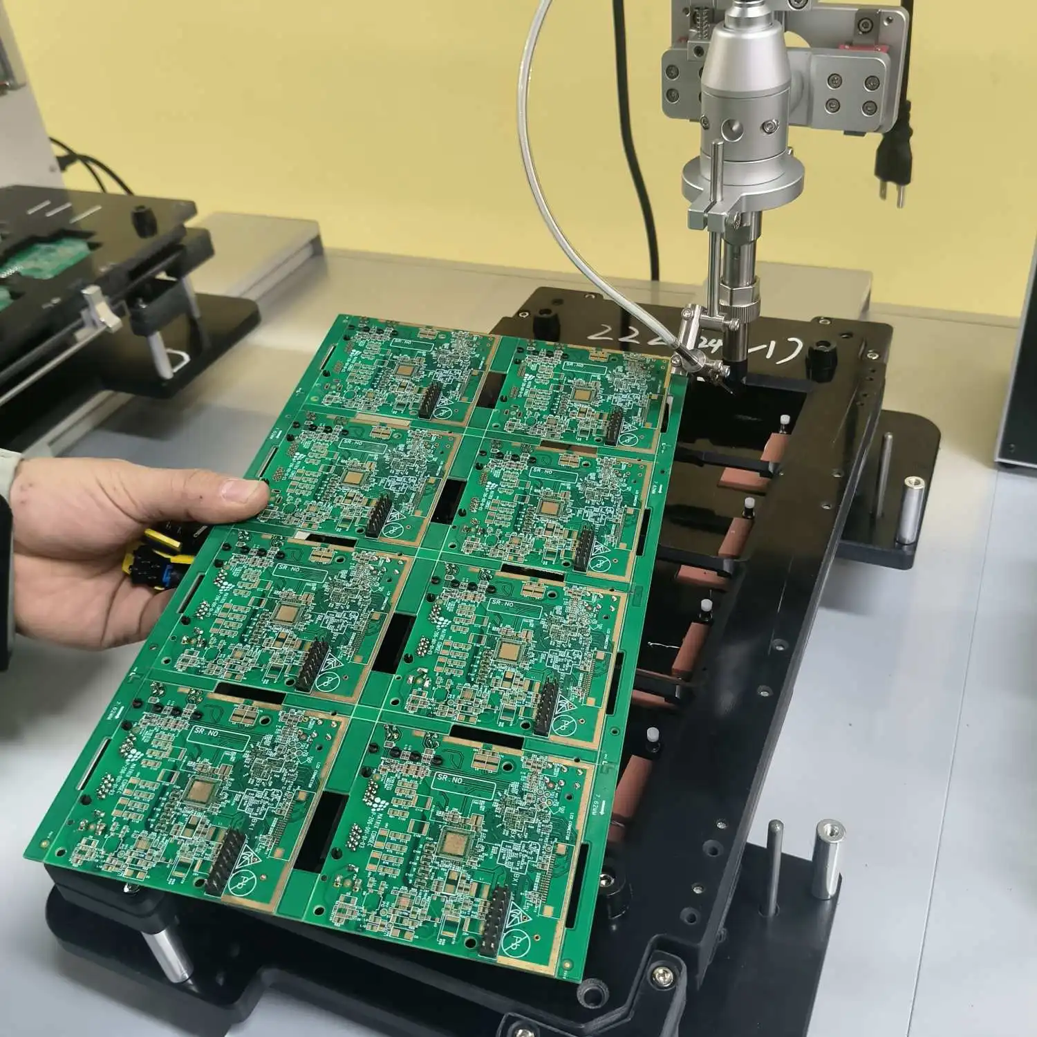 BBA Desktop Dual-head Soldering Machine Quick Heating Soldering Robot Automatic Soldering Tool For Electronics Manufacturing - view 5
