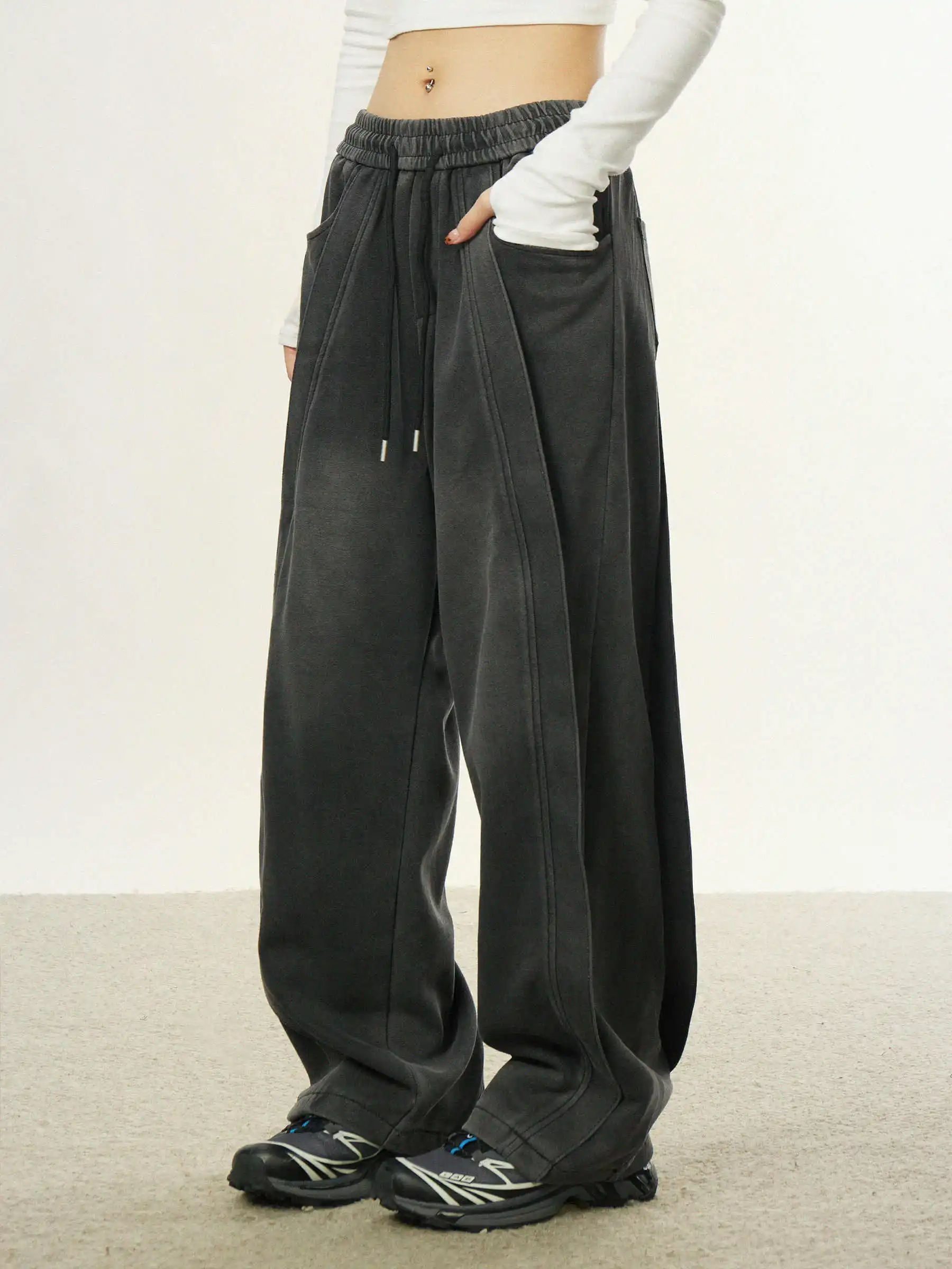 

Женские черные готические мешковатые джинсы Y2k Emo, японский стиль 2000-х годов, джинсовые брюки с низкой талией, винтажные джинсовые брюки большого размера в стиле Харадзюку, осень