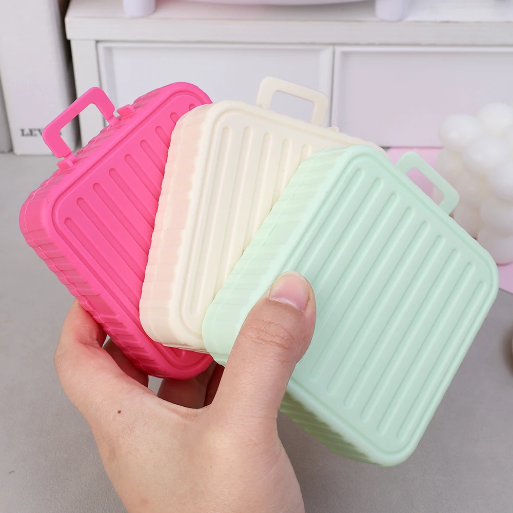 Portable Powder Puffs Storage Box Makeup Air Cushion Cosmetic Puffs Travel Case Containers Dustproof Waterproof Portable Boxs