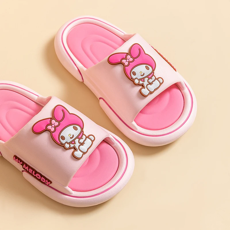 Pantofole per bambini Sanrio pantofole con suola morbida e antiscivolo per interni per ragazze