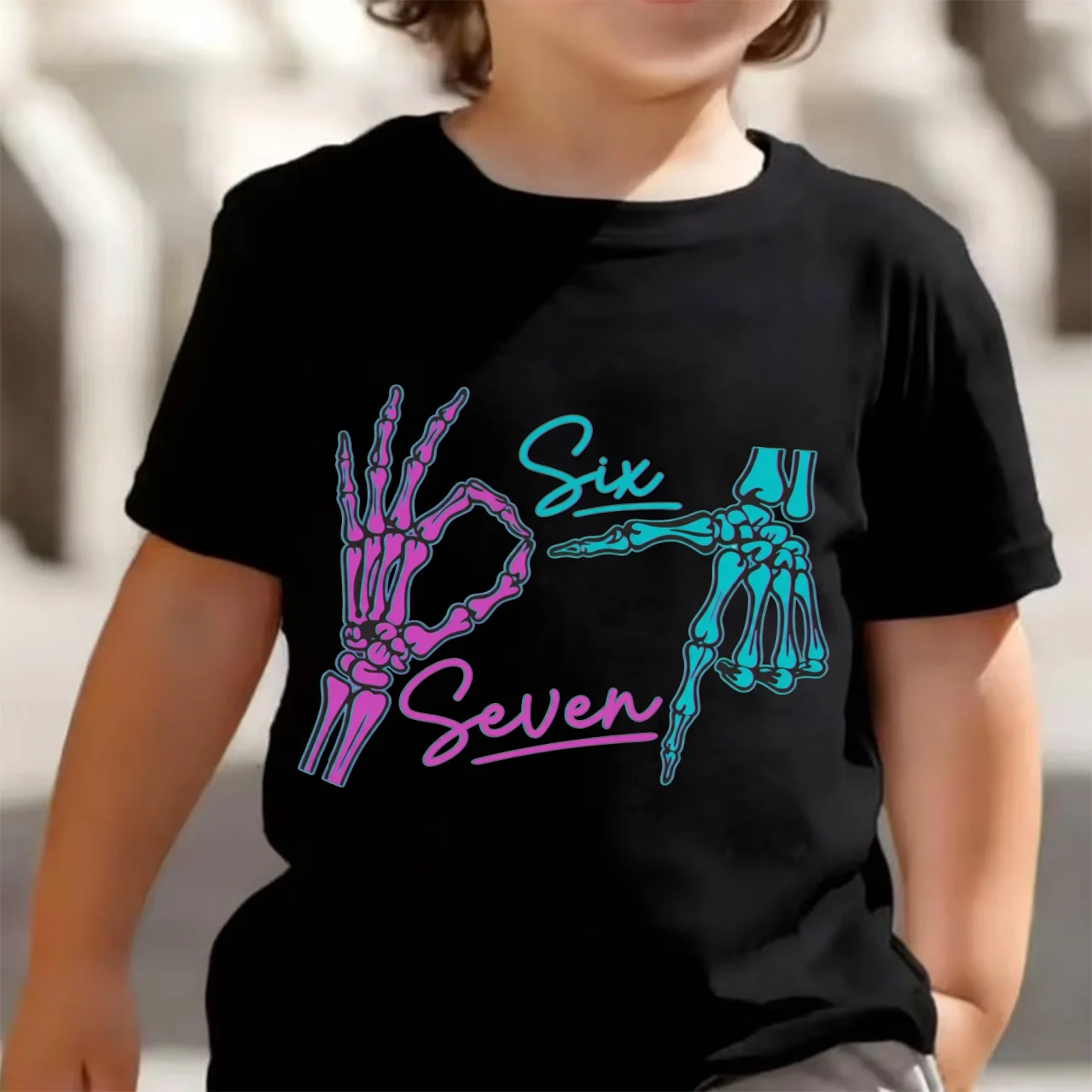 

Fun Six Seven 6 7 Meme Design T-Shirt for Kids Chaotic Humor Y2k Game Saying Tees Christmas Gift Top Fashion Children's Clothing
