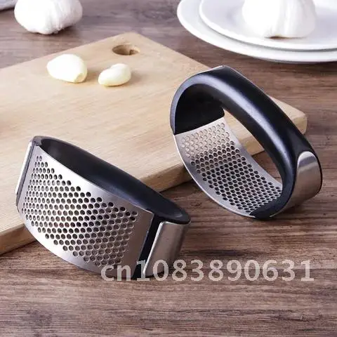 

1pcs Kitchen items Gadgets Curve Fruit Vegetable Tools Stainless Steel Garlic Press Manual Garlic Mincer Chopping Garlic Tools