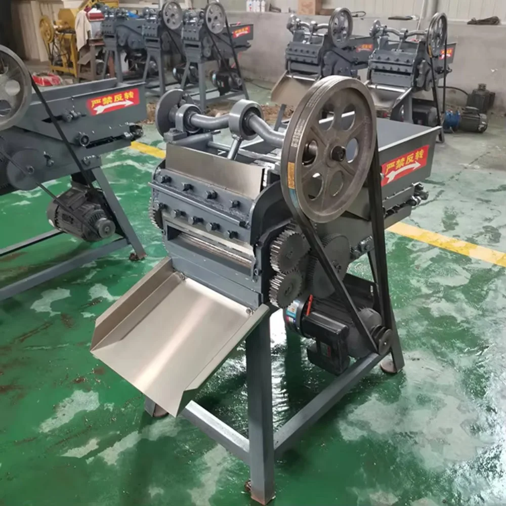 Eenvoudig te bedienen commerciële kruidenbladerenversnipperaar - Droge theeblad-, wijnbladeren en Matcha-theesnijmachine