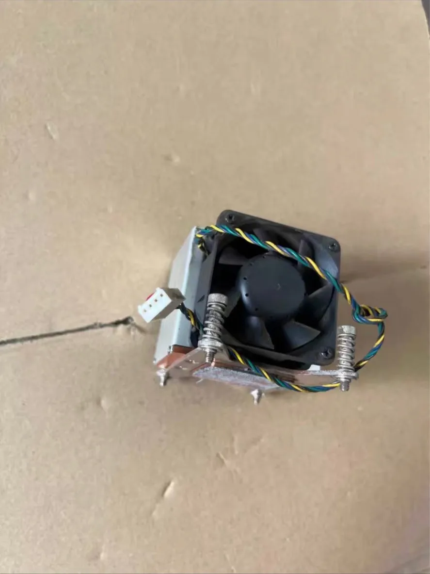 Disassembled X79 2011-pin rectangular copper bottom radiator four-pin cooling air server accessories