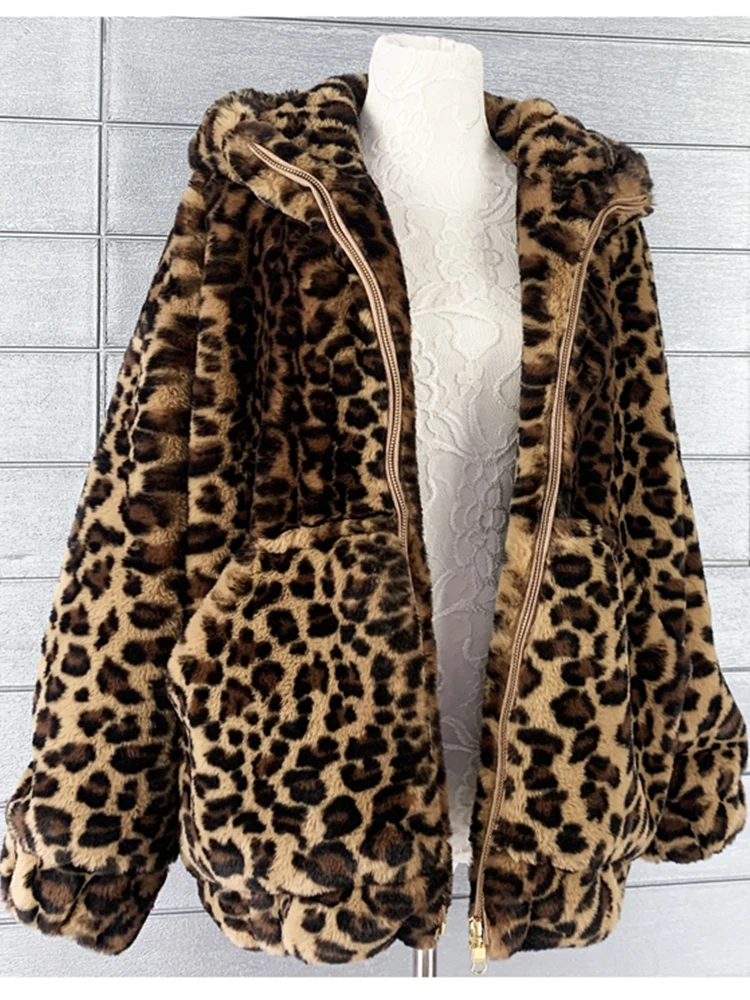 Imagem -06 - Orelhas de Urso Feminino com Capuz Cabolsa de Peles Artificiais Jaqueta Estampada Leopardo Senhora Outerwear Cabolsas de Inverno Feminino Moda Vendas Diretas da Fábrica