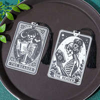 1/2pc New Gothic Style Acrylic Bookmarks, Clear Skull Man Pattern Bookmarks, Stationery Book Accessories Reading Markers, Gifts