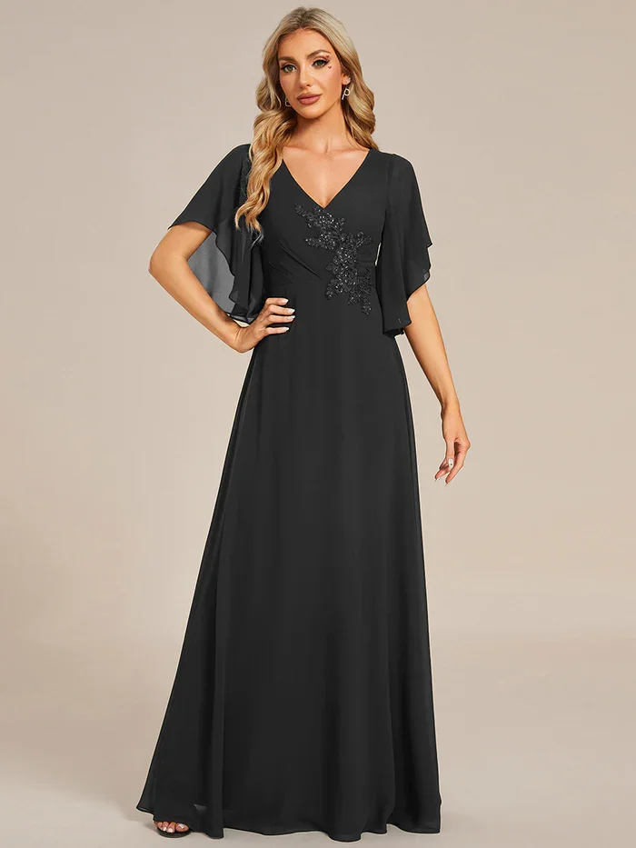 Long Chiffon Floral Embroidery Evening Dresses With Short Sleeves Half Sleeves Top Applique Decoration Mother of the Bride Dress