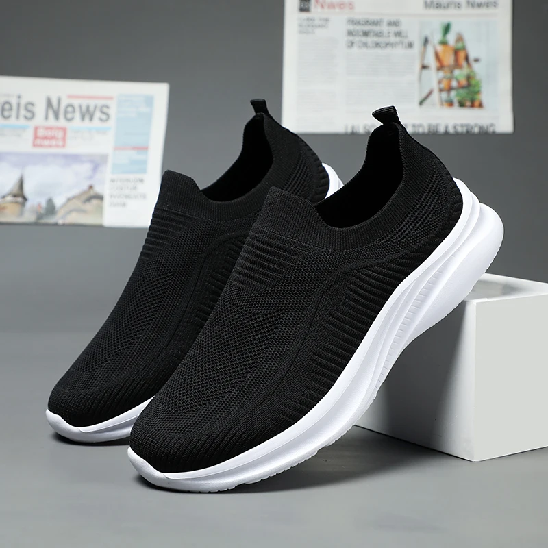 Men's Shoes New Mesh Casual Socks Short and Chubby Sports Shoes Popular Flat Bottomed Pants Cheap Running Shoes Men's Shoe Brand