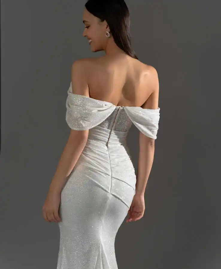 فساتين زفاف حورية البحر أنيقة بدون أكمام قبالة الكتف فساتين زفاف من الساتان بالإضافة إلى حجم مناسبة رسمية حسب الطلب