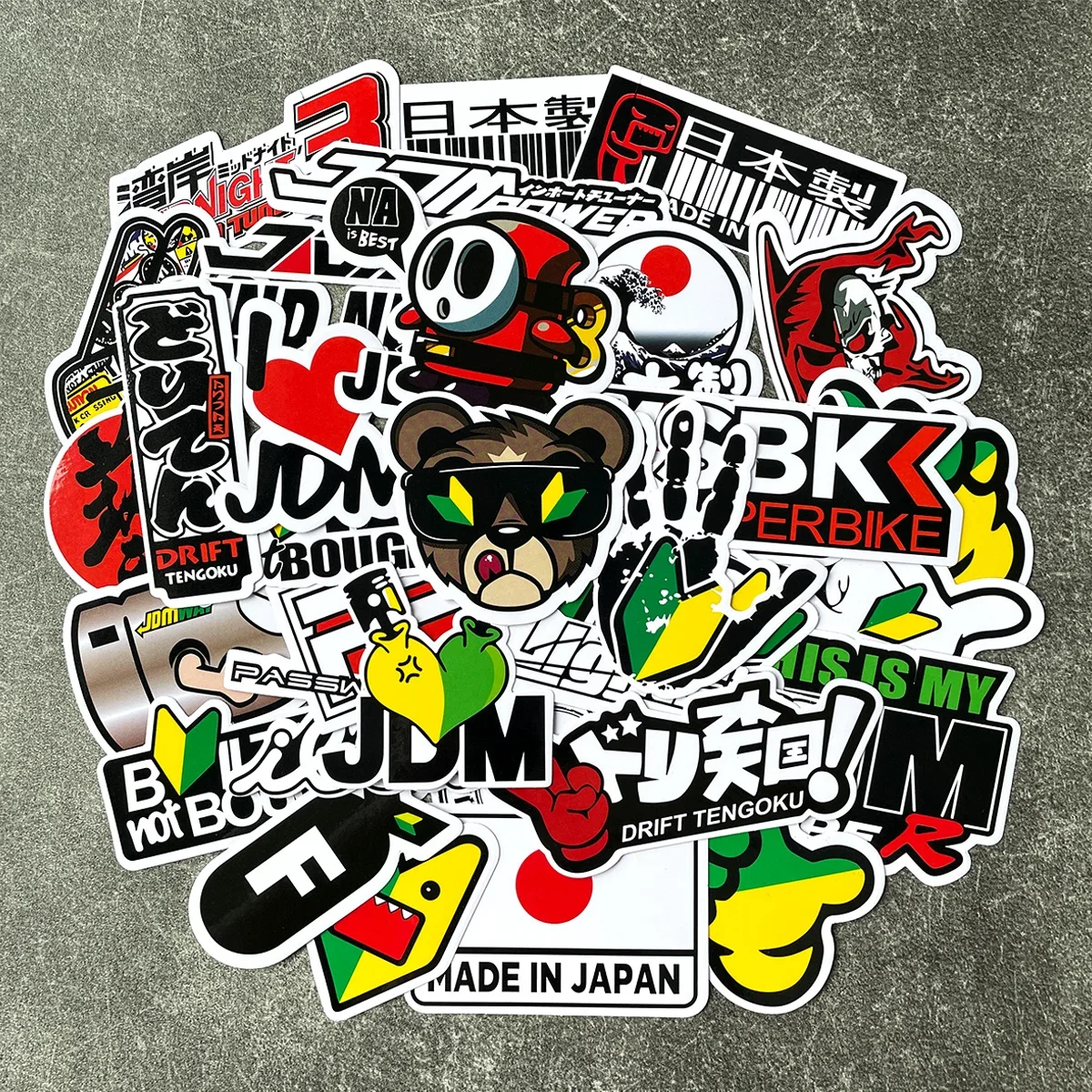 40 stks/partij Willekeurige Motorfiets Stickers Auto Fietshelm Tank Racing JDM Logo Accessoires Decals Voor Yamaha Kawasaki Voge CFMOTO