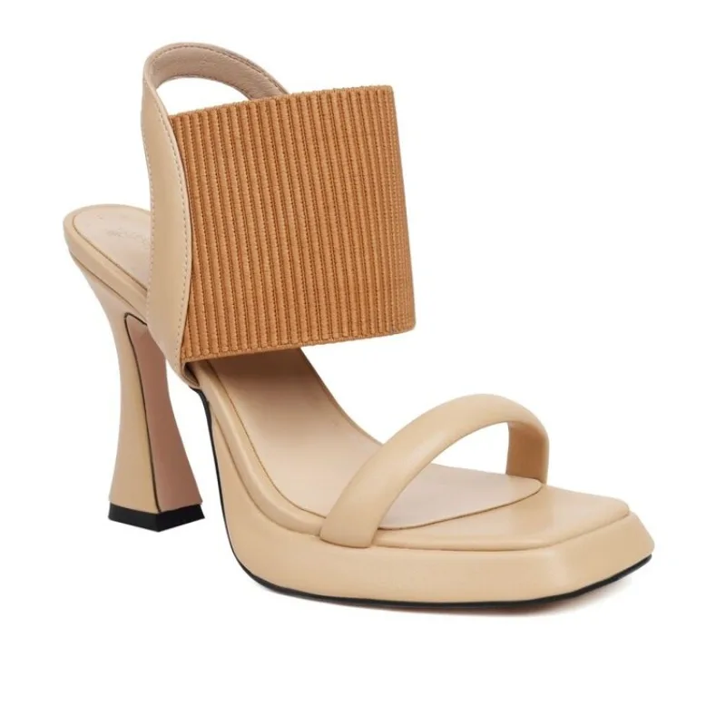 New elastic high heels with a single strap design, waterproof table sandals, minimalist banquet design