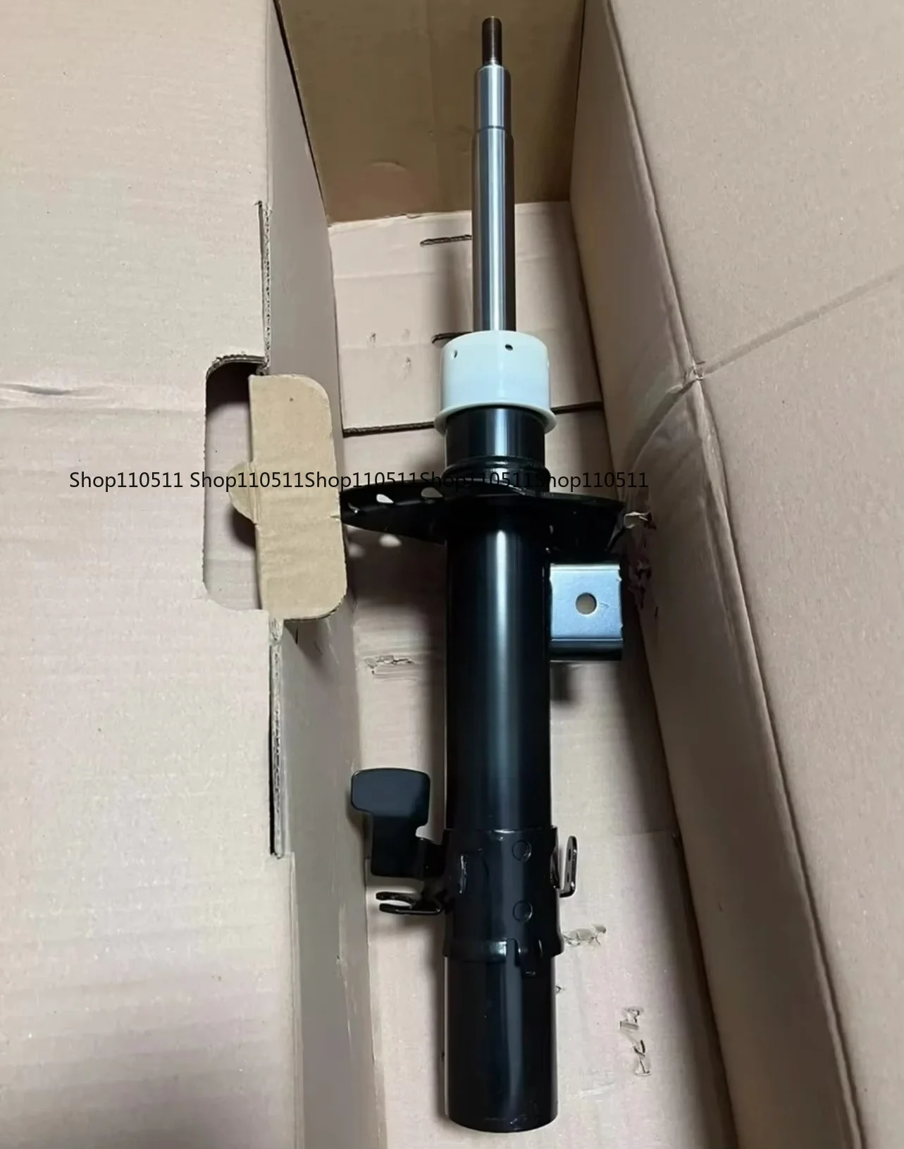 New LR070934 LR024435 LR024442 GJ3218K001AA BJ3218045AD shock absorber (for Land Rover Range Rover Evoque 2011-)