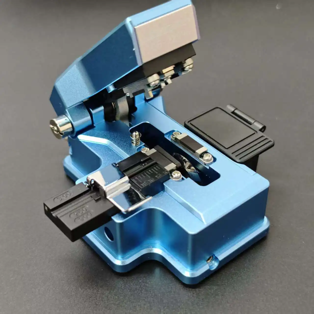 MT-09 One Step Fiber Cleaver Cable Cutting Knife FTTT Fiber Optic Knife Tools Cutter High Precision Cleaver Automatic Cutting