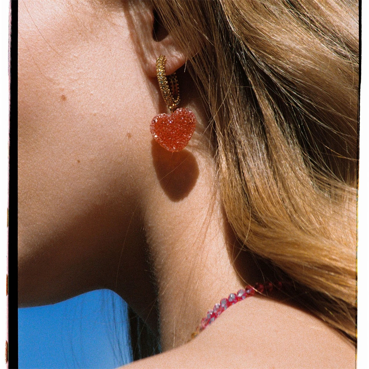 Liebevolle Gummiohrringe für Damen, leichte Luxus-Ohrringe, Nischenartikel, High-End, temperamentvoll, süße Ohrringe, Ohrringe, Anhänger – Detail 1