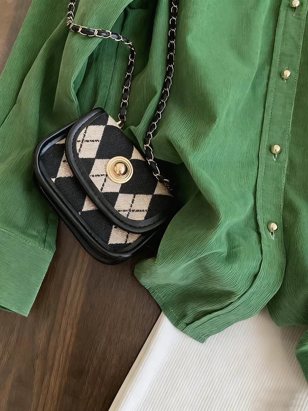 Camisas de pana verde, chaqueta para mujer, Otoño Invierno, nueva blusa de manga larga con cuello vuelto, ropa sencilla de un solo pecho, Top