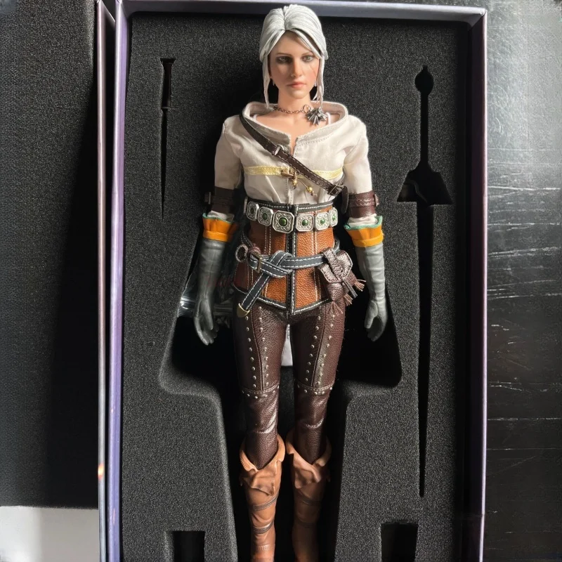 

Swtoys&Mttoys 1/6 009 Ciri Figure Model 12 Inch Female Soldier Action Doll For Fans Collection