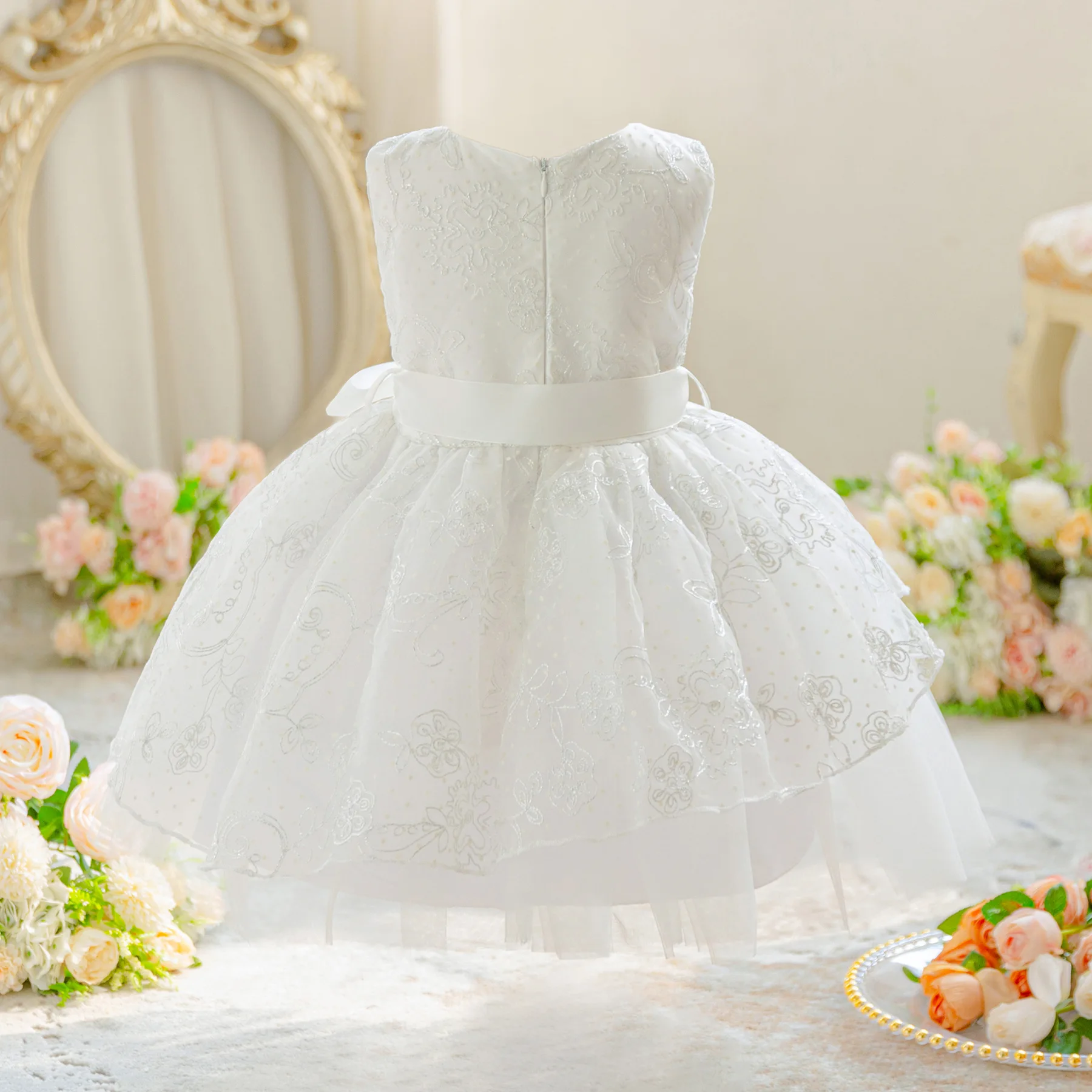 Elegant White Dress For Flower Girls Lace Embroidery Princess Dress For Kids Wedding Bridesmaid Birthday Party Pageant Prom Gown