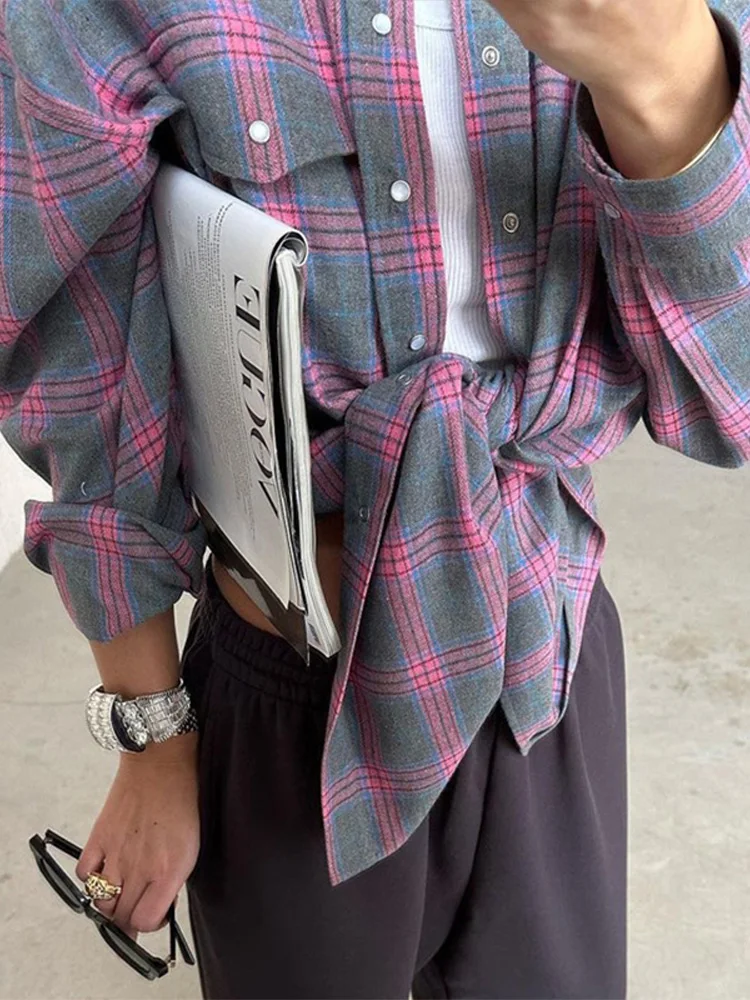 قمصان نسائية أنيقة ذات طية صدر السترة منقوشة وأكمام منتفخة واحدة الصدر قطع علوية نسائية موضة ربيع 2025 تناسب جميع ملابس الشارع النسائية