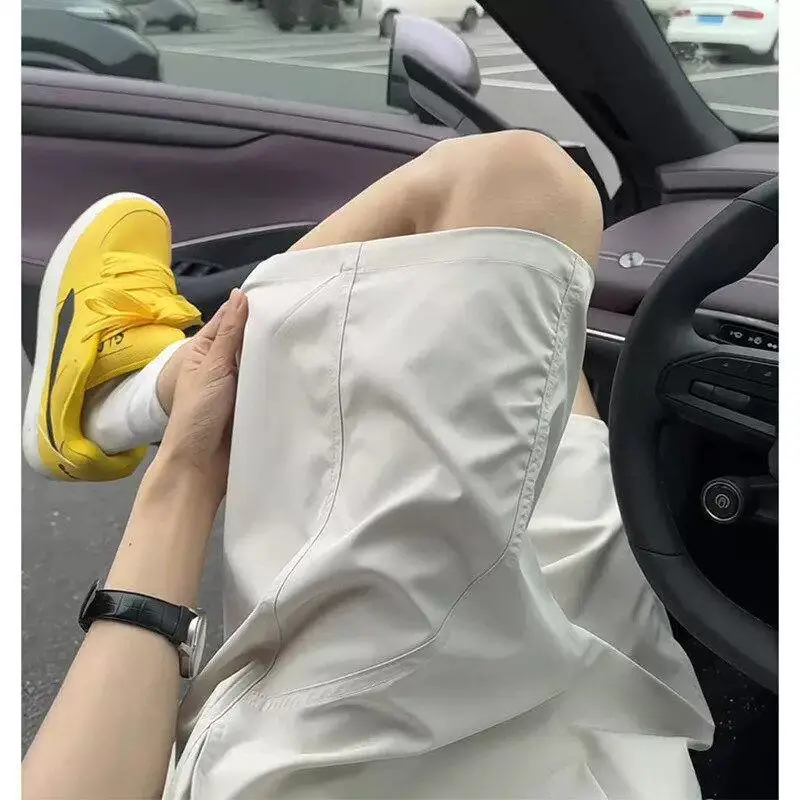 Ice Silk Five-Point Men's Shorts Lightweight Wear-Resistant Quick-Drying Breathable Summer Beach Casual Pants Polyester Fiber