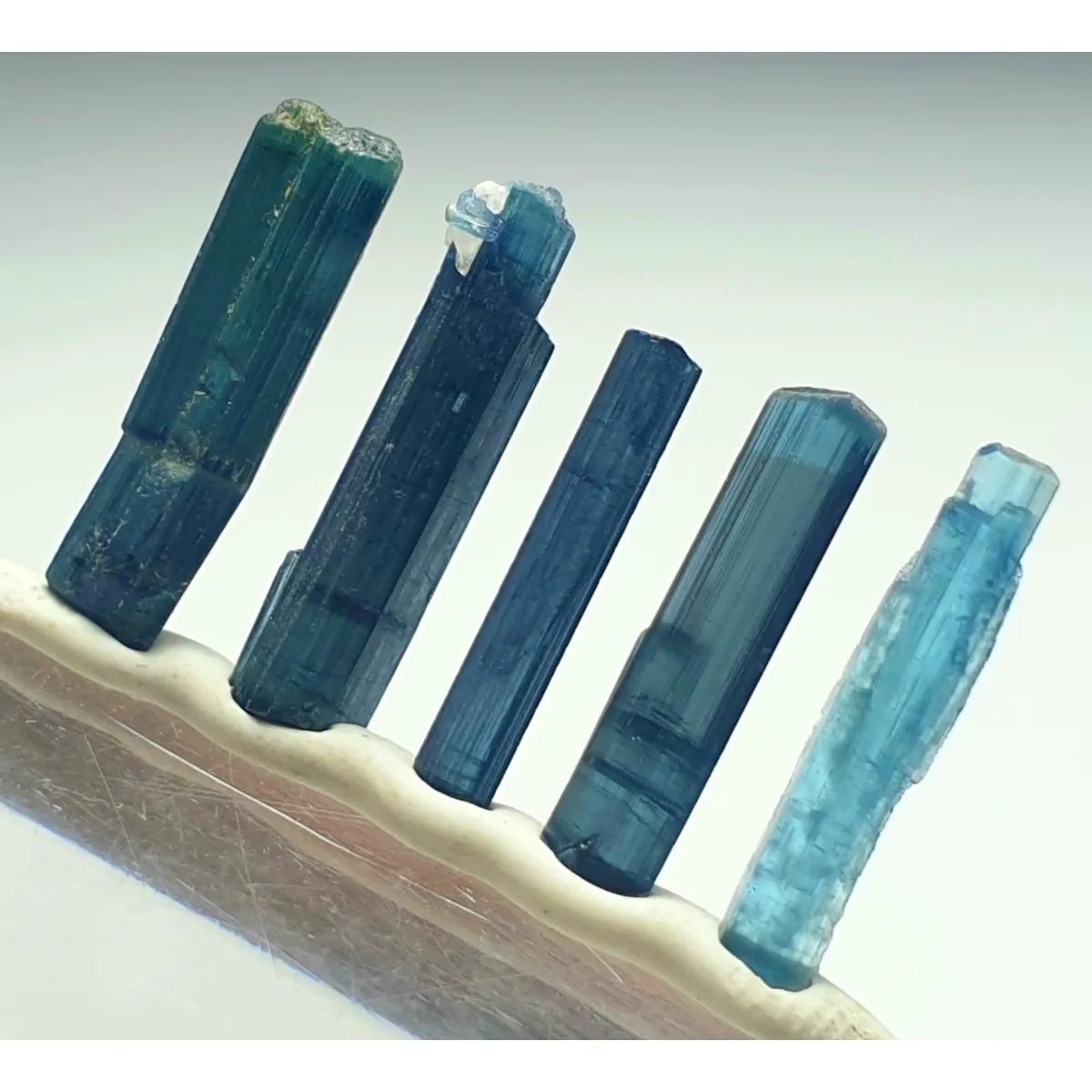 Brazilian Elbaite Crystals, 10g 5-15mm Natural Tones, Display Box for DIY Craft & Crystal Collector Gift