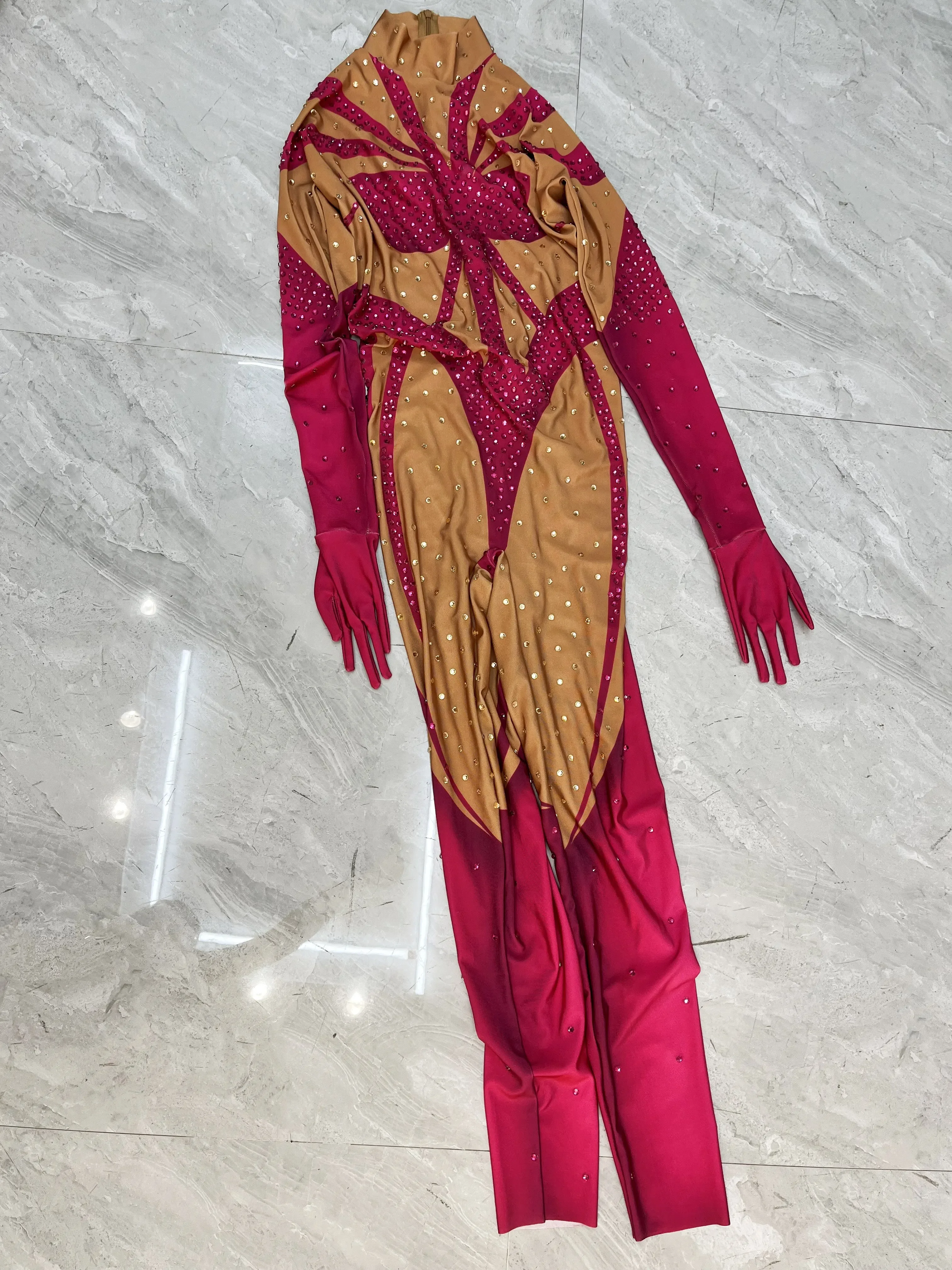 Bodysuit de strass rosa brilhante com luvas elásticas, traje de noite, macacão sexy, mangas compridas, comemoração de aniversário, Wenzi