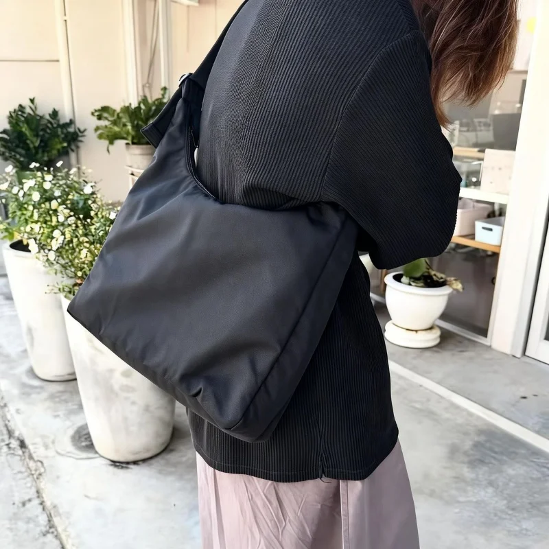 กระเป๋าสะพายไนลอนลายตารางสีดำข - Women'S Bags Handbags บทวิจารณ์และราคา