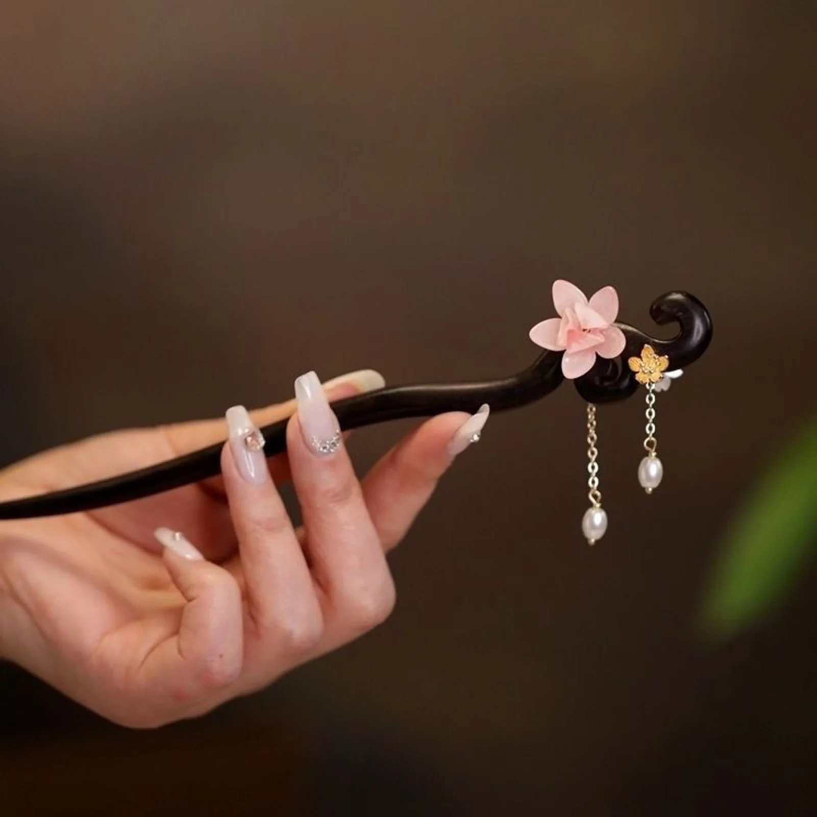 

Wooden Hair Sticks Forks with Pink Flower Designs Pearls Pendant Decor Hairpins Side Clips Retro Chinese Style Hair Bun Jewelry