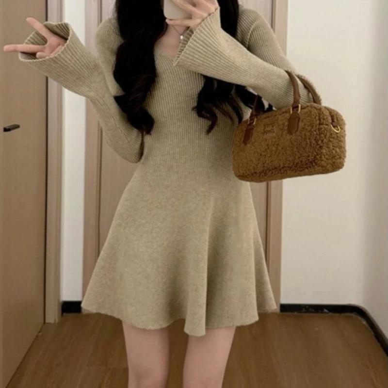 

Premium Temperament Long-sleeved Knitted Dress Children Autumn and Winter 2025 Small Waist Skirt