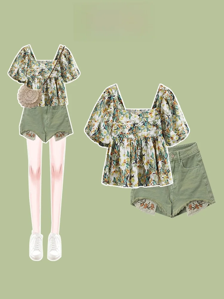 

Летний комплект Dopne: топ с цветочным принтом и джинсовые шорты, утягивающие фигуру, в стиле «сладкий и дерзкий», с круглым вырезом и коротким рукавом