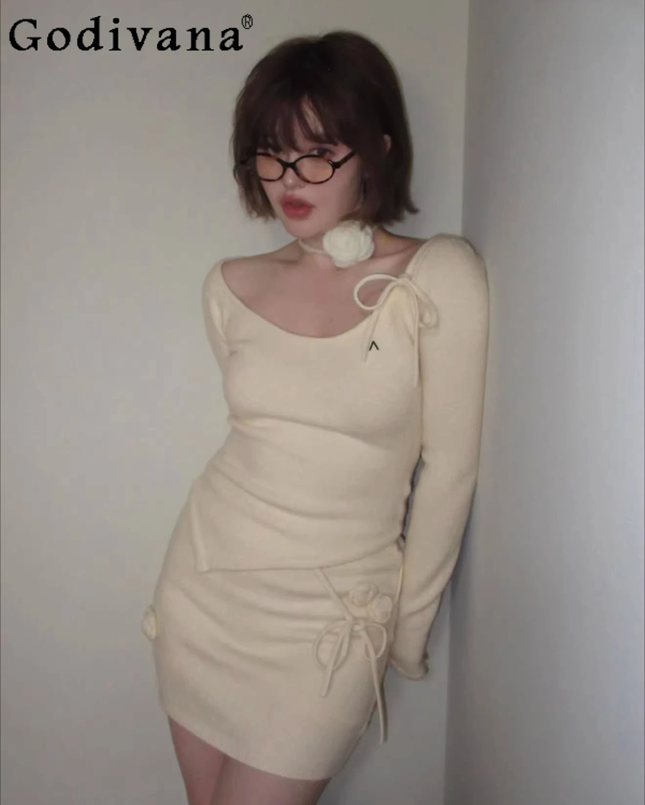 

2026 New Spring Japanese-style Fashion Sweet Sexy Knitted Skirt Set Women Slim-fit Casual Long-sleeve Top Skirt 2-piece Outfit