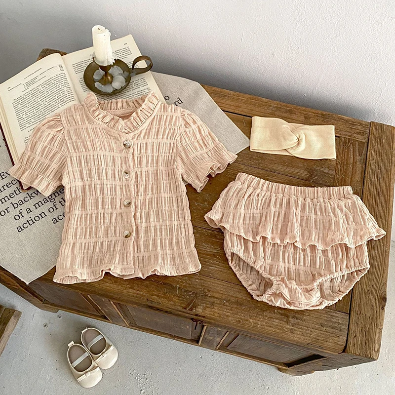 Girl Summer New Baby Clothing Fashionable Versatile Wrinkled Cotton Wooden Ear Collar Short Sleeved Top+Ruffled Edge Shorts Set