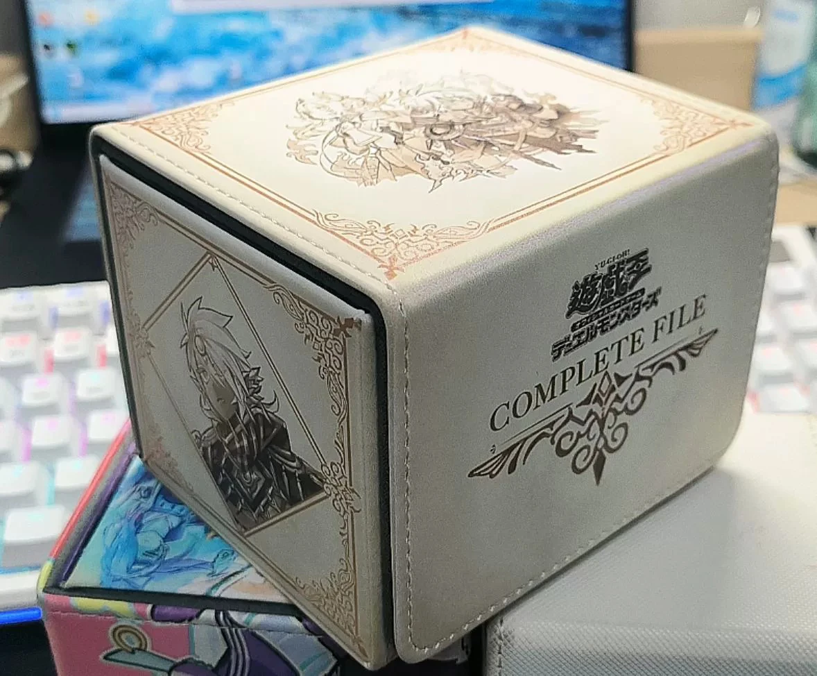 Yugioh Incredible Ecclesia، The Virtuous & Fallen of Albaz Deck Box Yu-Gi-Oh! صندوق تخزين جلدي من TCG OCG لبطاقات التداول 100+