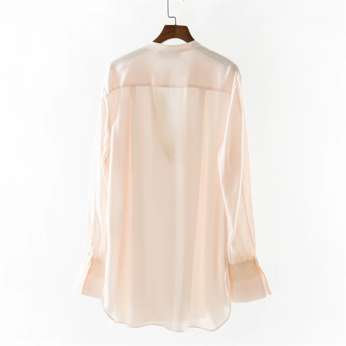 

Spring Summer Loose Fit Women's Long Sve irt V-Ne Pastel Pink Versatile Casual Top Little-known 2025