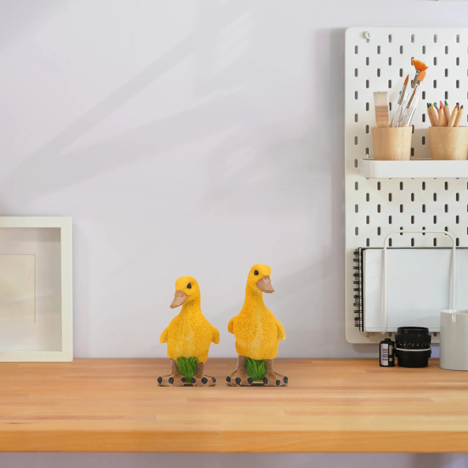 2 Pcs Sculptures and Figurines Statuettes Duck Outdoor Ornaments Decoration Garden