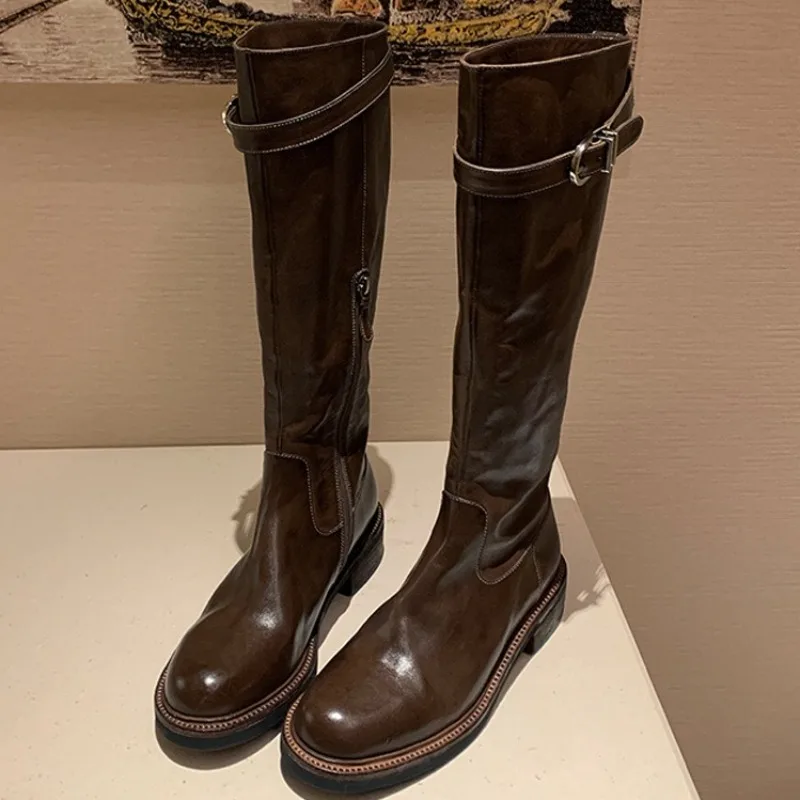 

Новые женские ботинки в стиле ретро, ​​изысканные мягкие кожаные ботинки до колена для женщин, модные рыцарские ботинки ручной работы, дизайнерская обувь Botas Muje