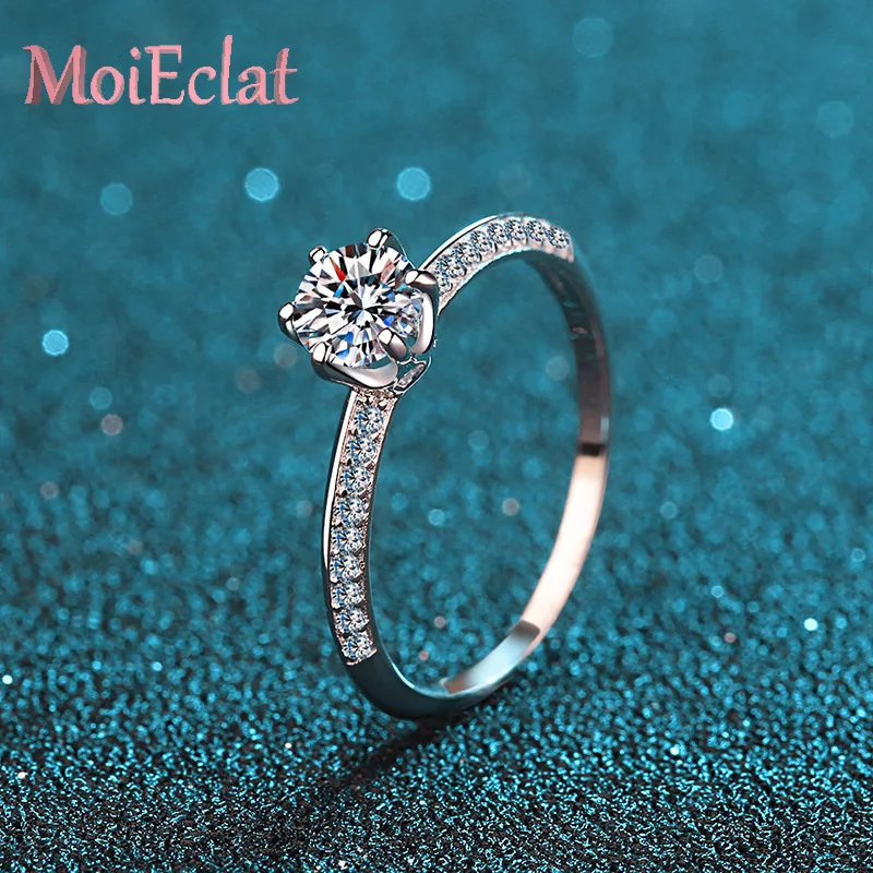

Luxury 0.5ct Moissanite Diamond Six-prong Ring for Women, High-Quality Platinum PT950 Bridal Jewelry Wedding Rings Gifts