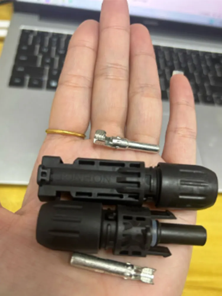 

Sungrow Inverter 100-300KW MCFour Connector 1500V Waterproof