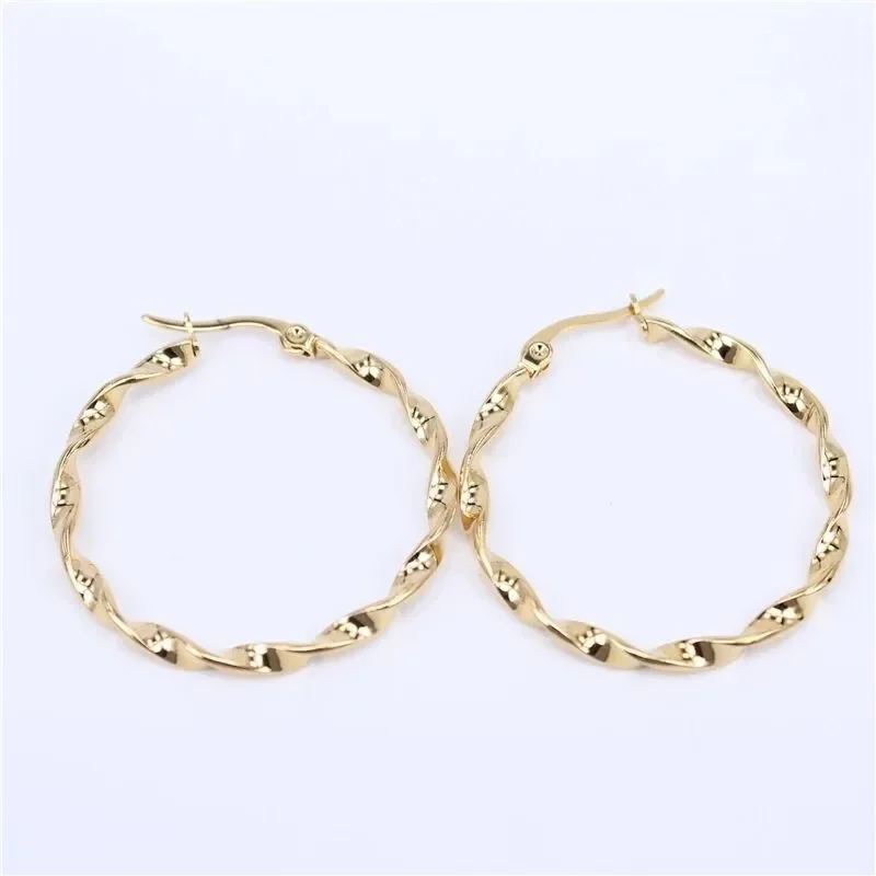 Korean Version of Water Stainless Steel Corrugated Irregular Earrings Earrings Earrings Temperament Korean Twisted Ear Jewelry