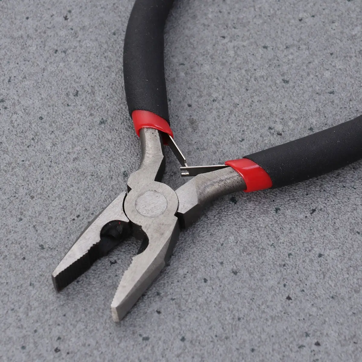 

Черные стальные мини-плоскогубцы 124x10x1см с нескользящей рукояткой, прецизионные щипцы для ювелирных работ, инструмент для резки проволоки и гибки для художественных и ремесленных проектов