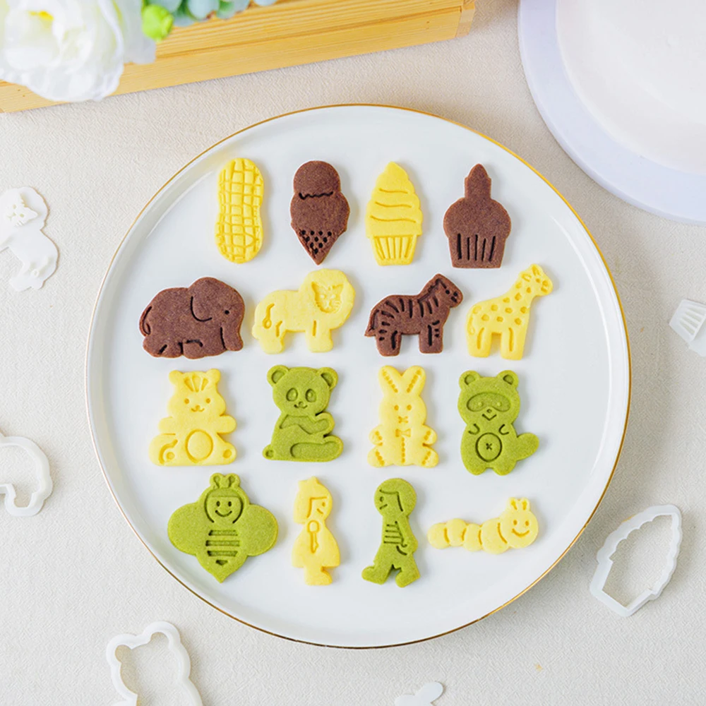 

Cartoon Animals Cookie Cutters Biscuit Sugarcraft Cake Cookie Decorating Tools DIY Baking Molds