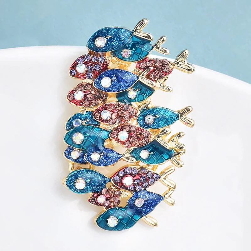 Wuli&baby New Lovely Fishes Brooches Pins For Women Unisex Enamel Shining Water Animal Party Casual Brooch Pins Gifts