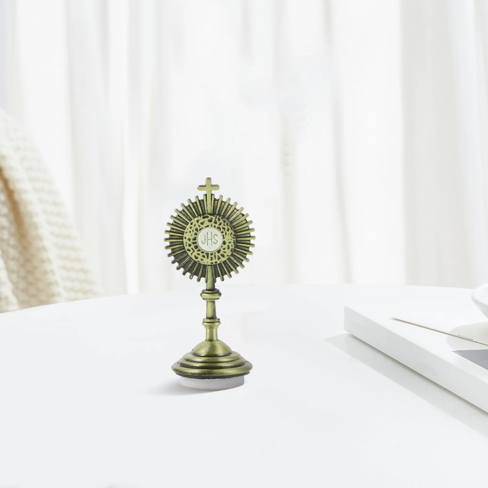 

1pcs Metal Cross Statue Desktop Decor Golden Zinc Alloy Standing Tabletop Catholic Gifts Crucifix Figurine Home Decor Mini Model