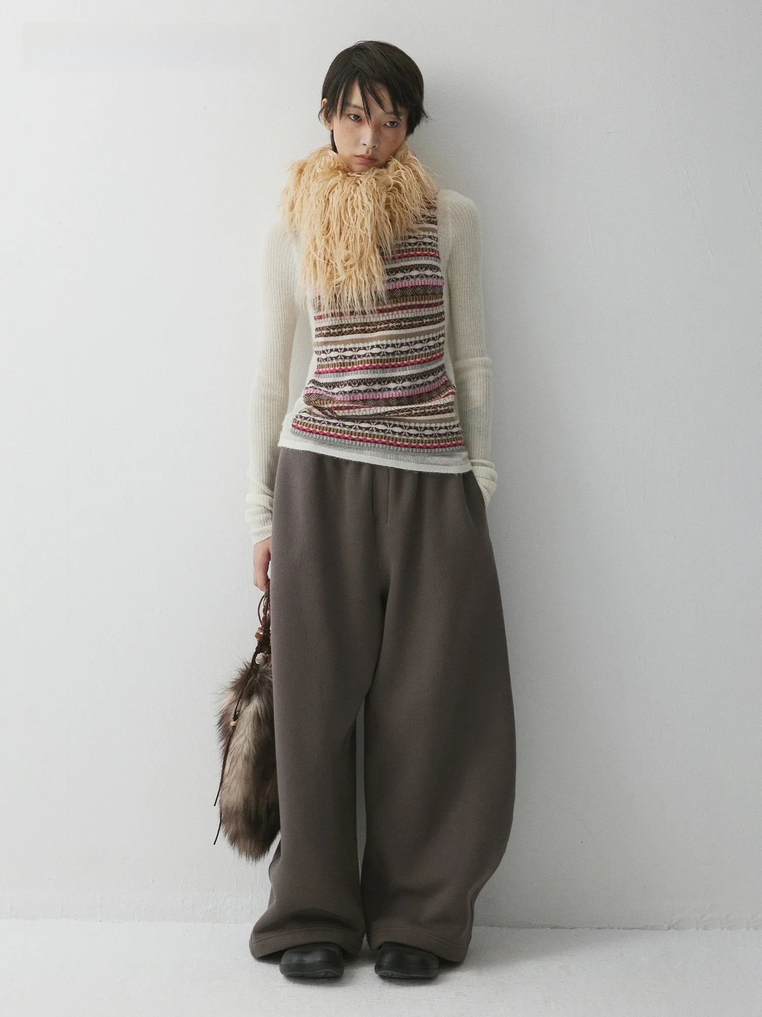 

VERMO Skin-friendly High Elasticity Alpaca Wool Blend Knitted Base Layer Sweater Fair Isle Patterned Knitwear for Women