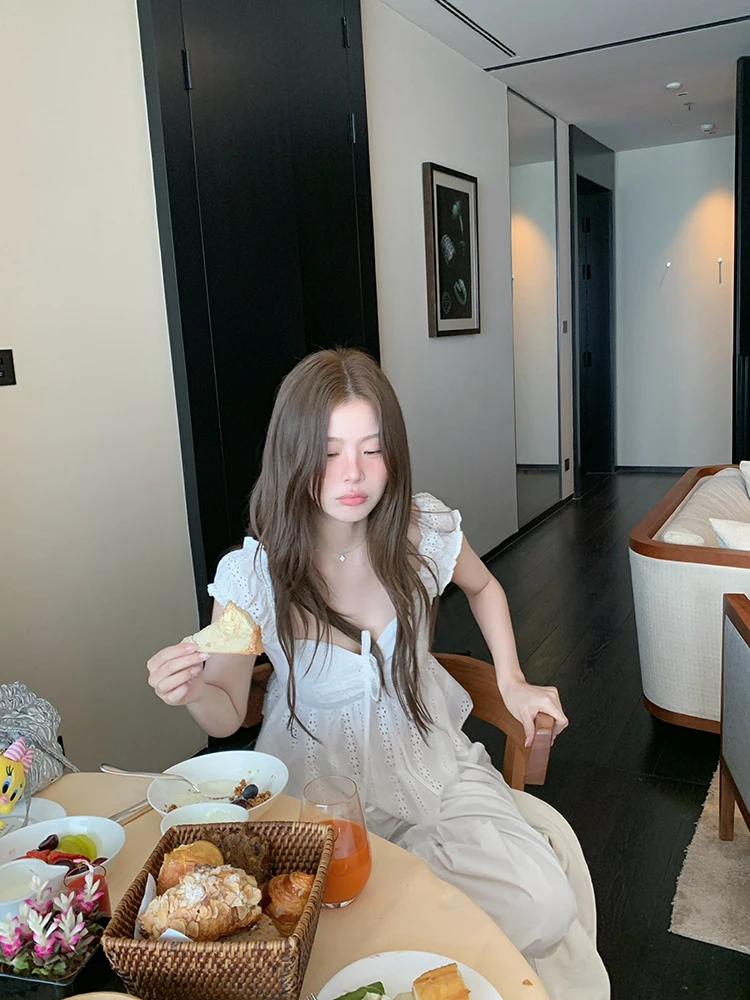 

Sasaouni Summer New Sweet Sle Knot Hollow out Strap ort Sve Doll irt Women's Loose Fit Cotton V-Ne Top