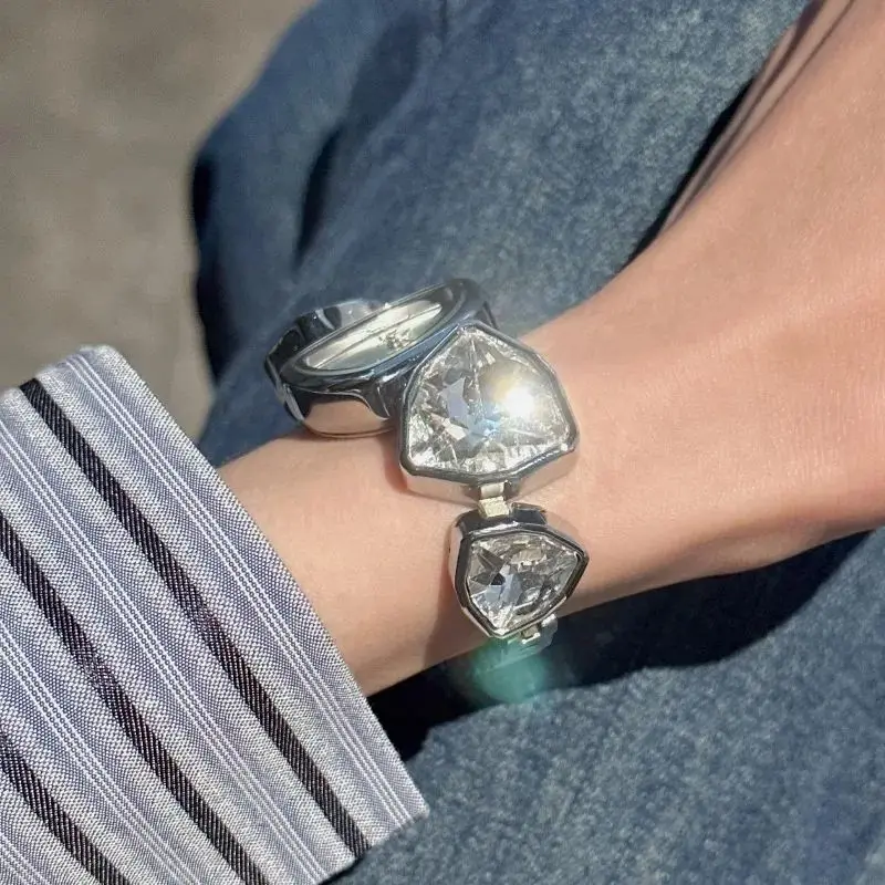 Bracciale di lusso Orologi da polso da donna Elegante cinturino in acciaio con diamanti Orologi da donna Orologio da donna Regali Relogio Feminino Reloj Mujer