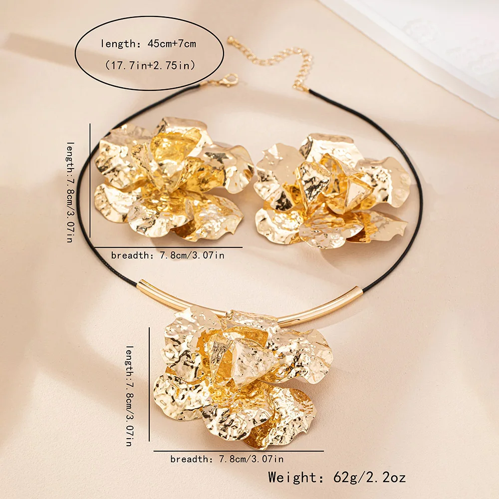 المعادن تكدرت زهرة قلادة قلادة وأقراط مجموعة للنساء مجوهرات الأزياء اكسسوارات رائجة البيع هدية حفلة 2024 نمط جديد